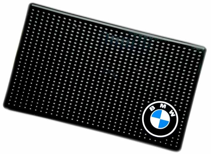 Коврик на панель BMW 15х9 см